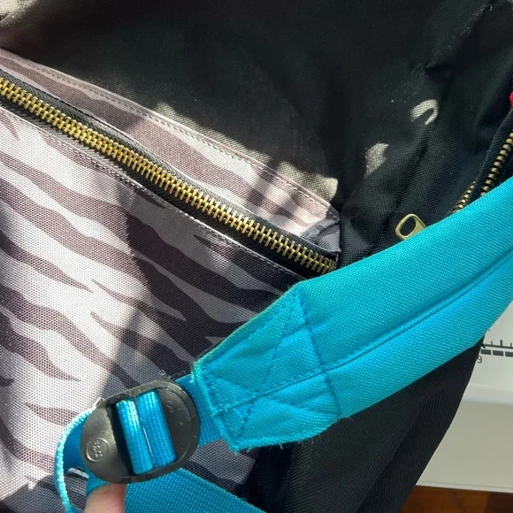 Herschel Backpack - Picture 3 of 15